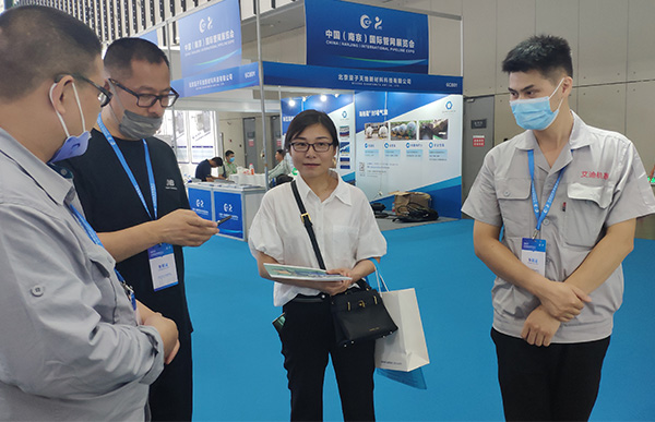 中国官网展尊龙凯时机器真空排水亮相管网展.jpg
