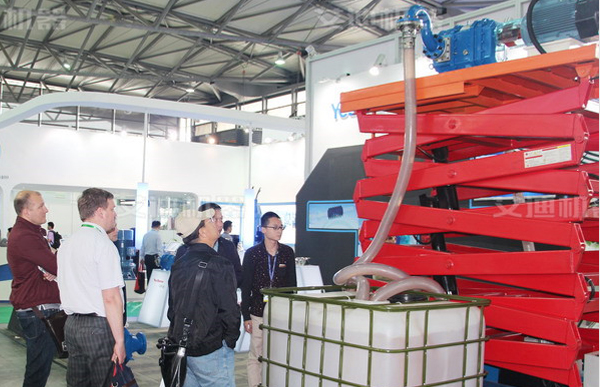 凸轮转子泵自吸实验.jpg 凸轮转子泵自吸实验.jpg